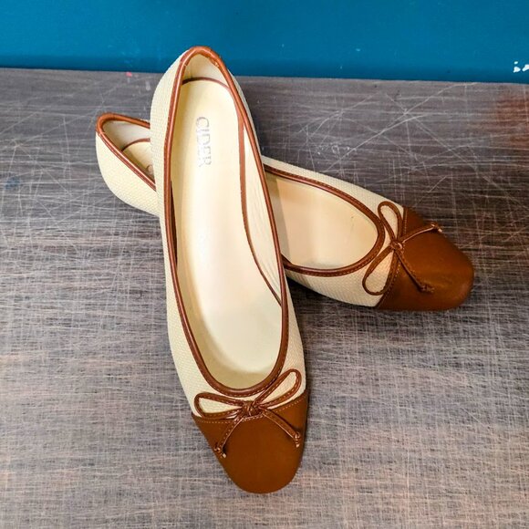 Cider Size 10 (41) BOWKNOT TWO-TONE FAUX LEATHER MARY JANE FLATS - Picture 2 of 4